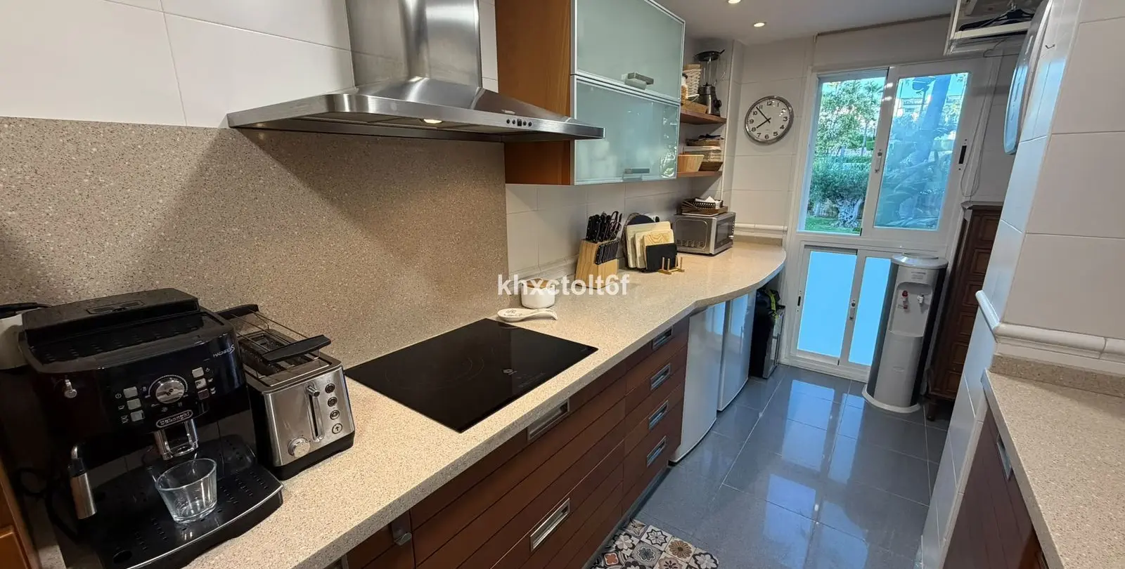 Venta de apartamento en planta media en Bahía de Marbella 20
