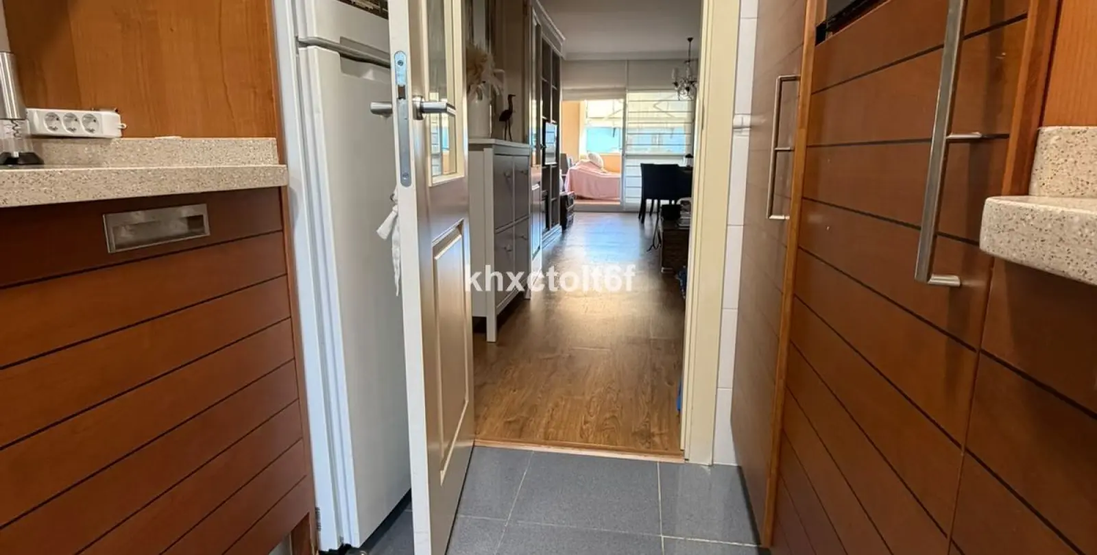 Venta de apartamento en planta media en Bahía de Marbella 22