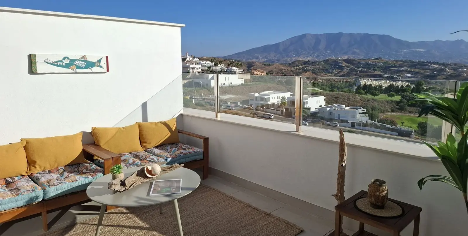 Sale of penthouse in La Cala de Mijas 2