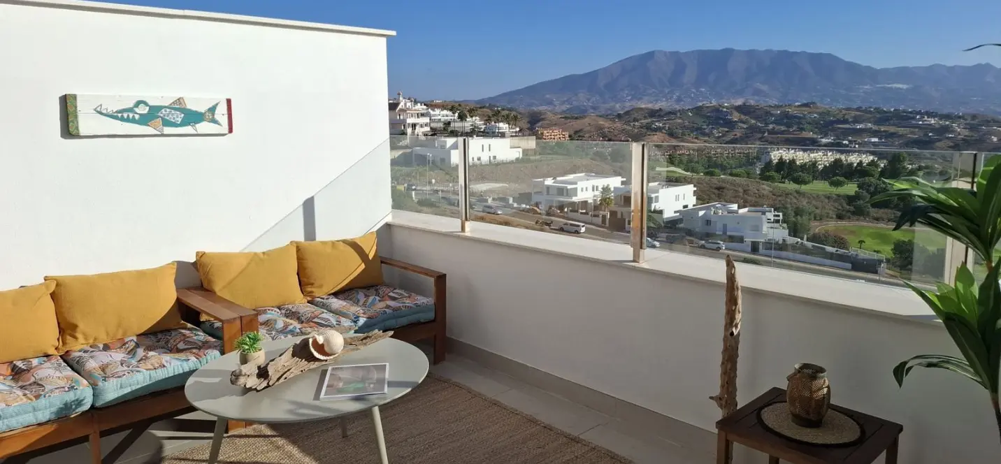 Sale of penthouse in La Cala de Mijas 1