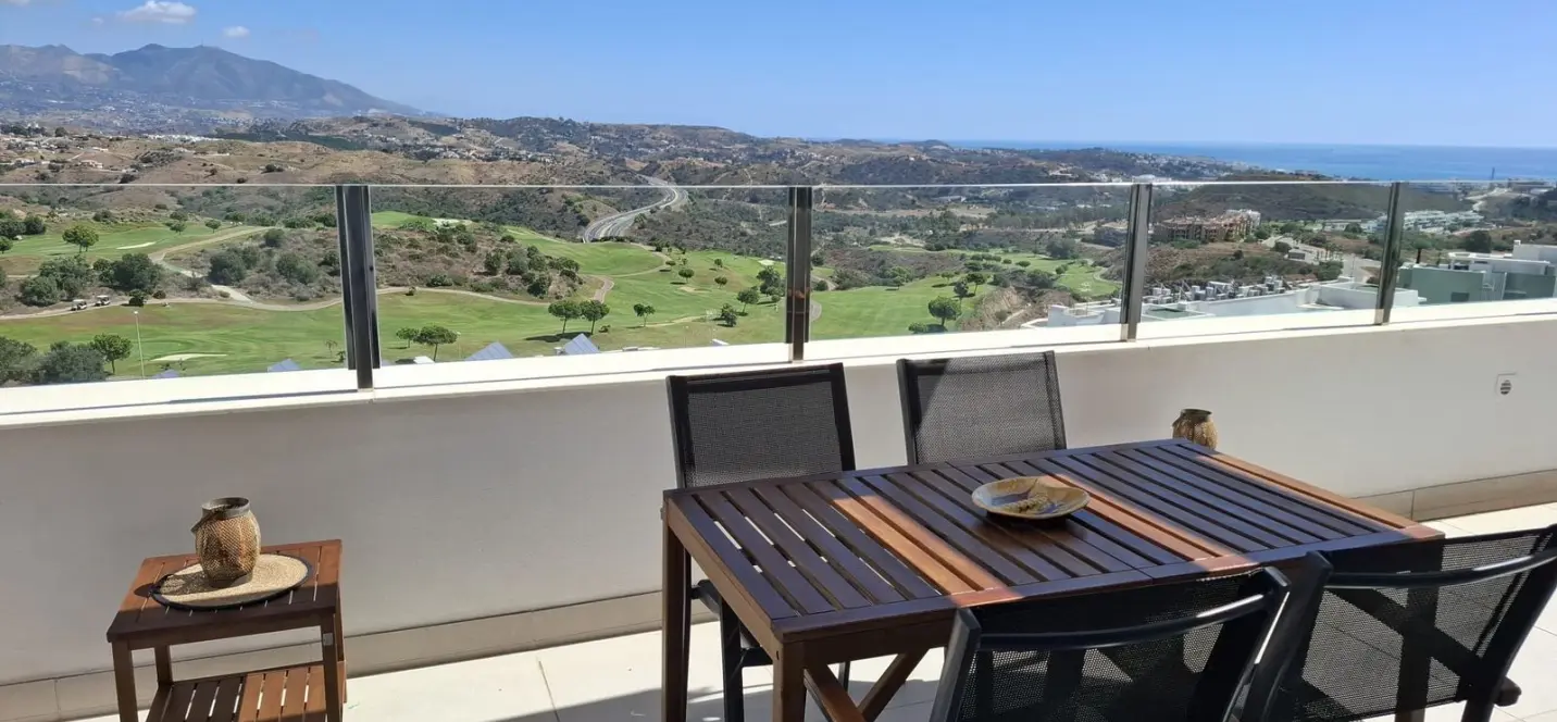 Sale of penthouse in La Cala de Mijas 3