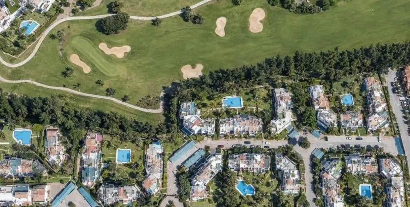 Sale of townhouse in Nueva Andalucía 29