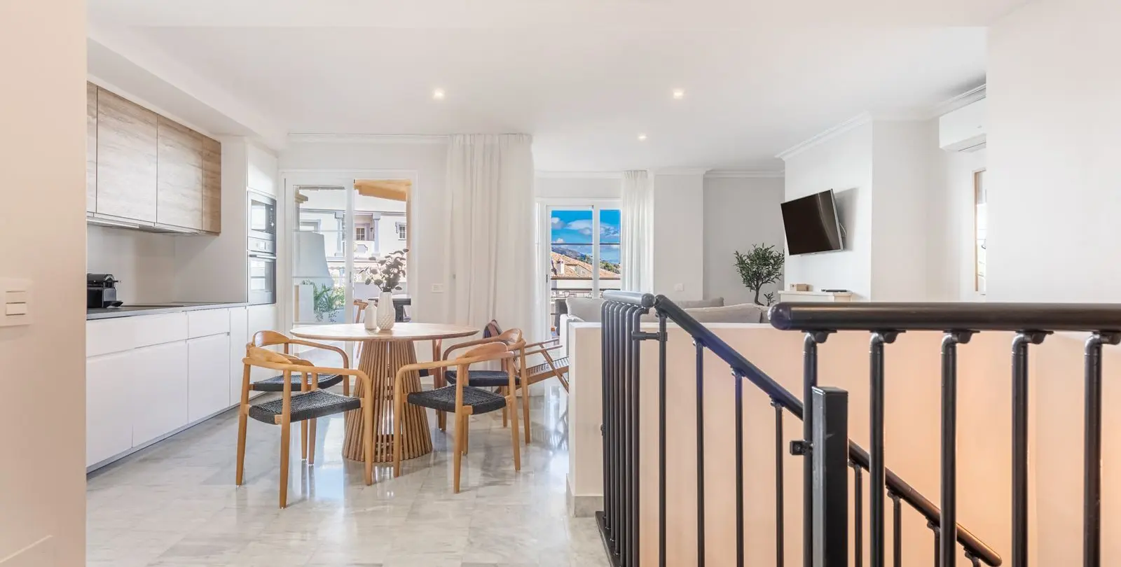 Sale of duplex in Nueva Andalucía 5