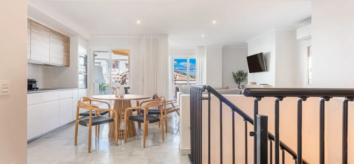Sale of duplex in Nueva Andalucía 4