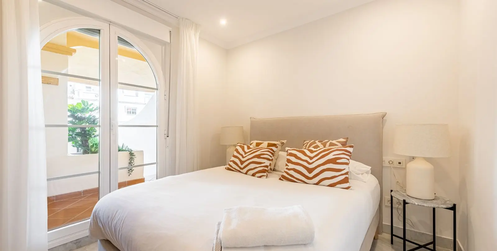 Sale of duplex in Nueva Andalucía 8