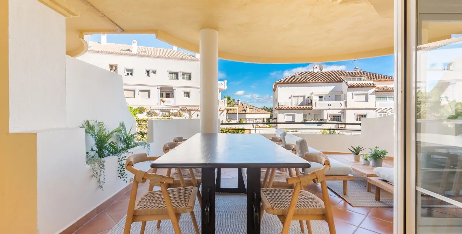 Sale of duplex in Nueva Andalucía 14
