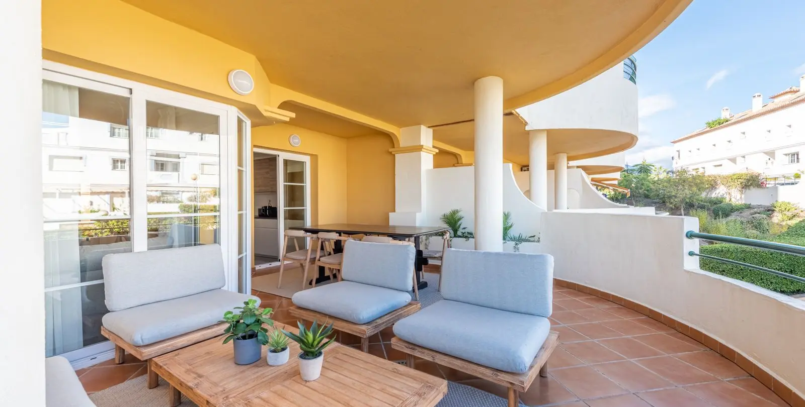 Sale of duplex in Nueva Andalucía 15