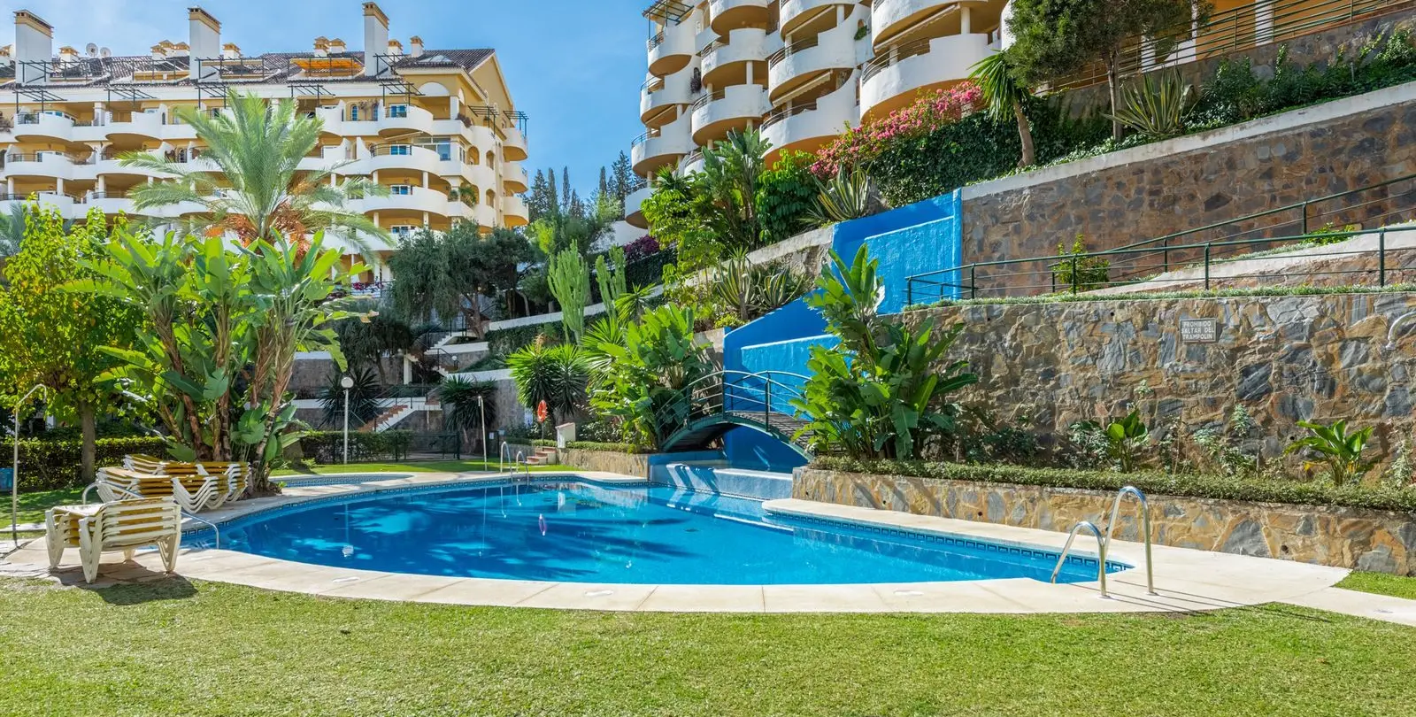 Sale of duplex in Nueva Andalucía 20