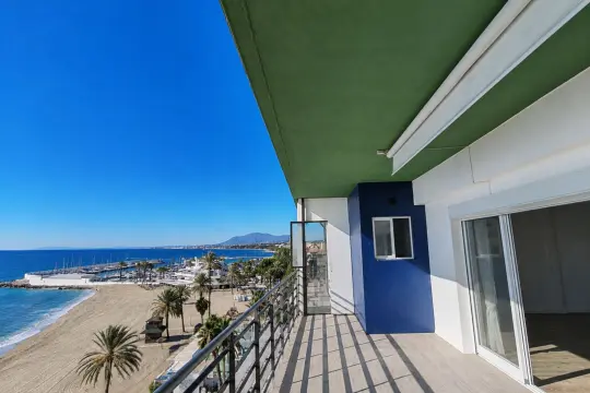 Image 6 thumb