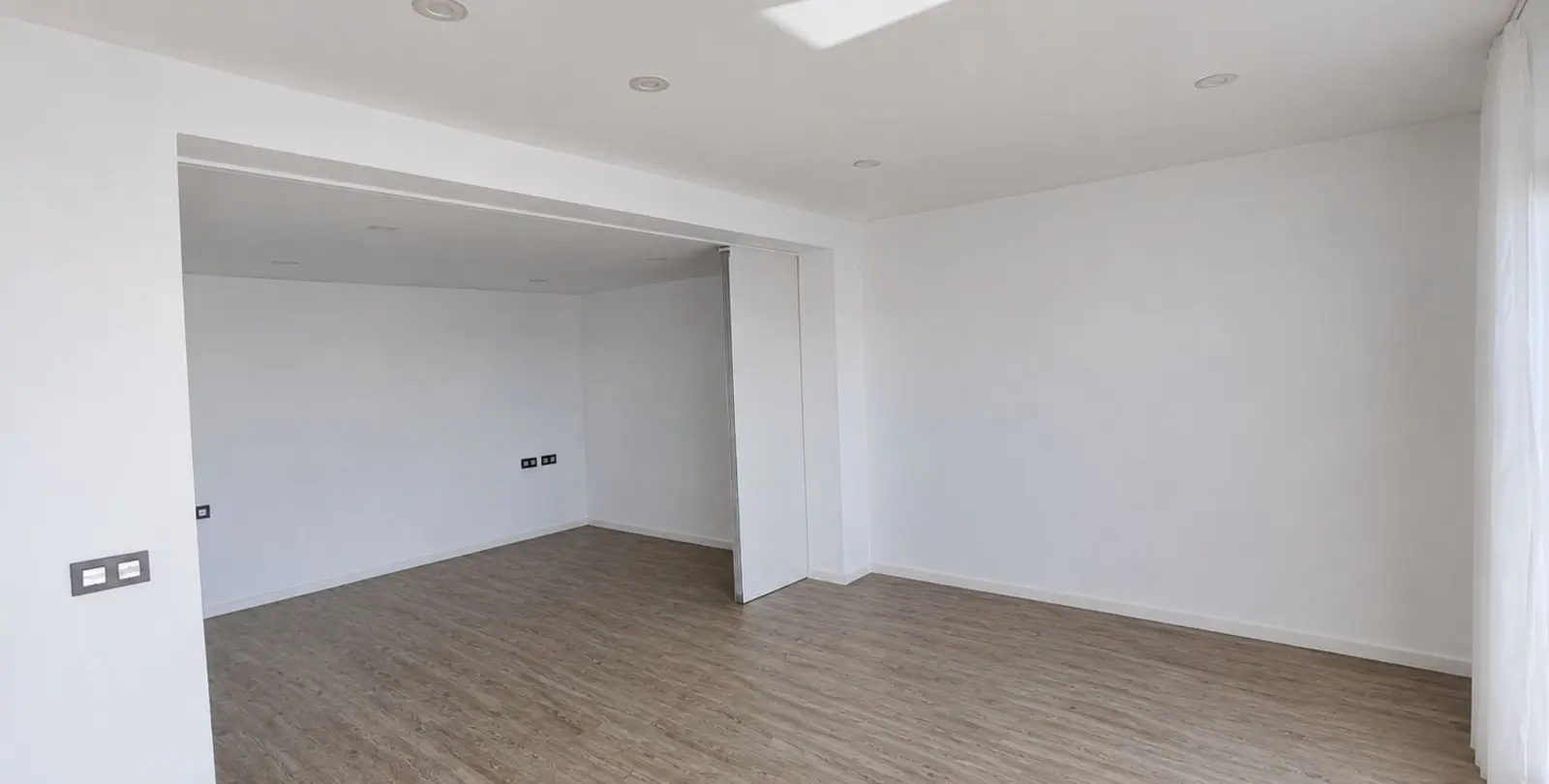 Venta de apartamento en planta media en Marbella 12