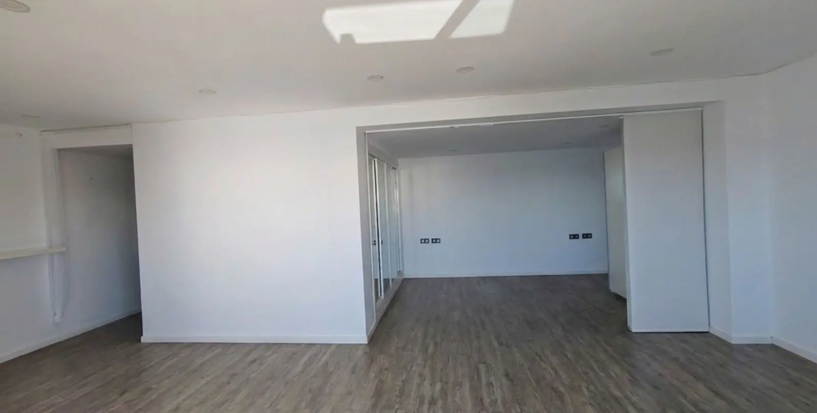 Venta de apartamento en planta media en Marbella 13