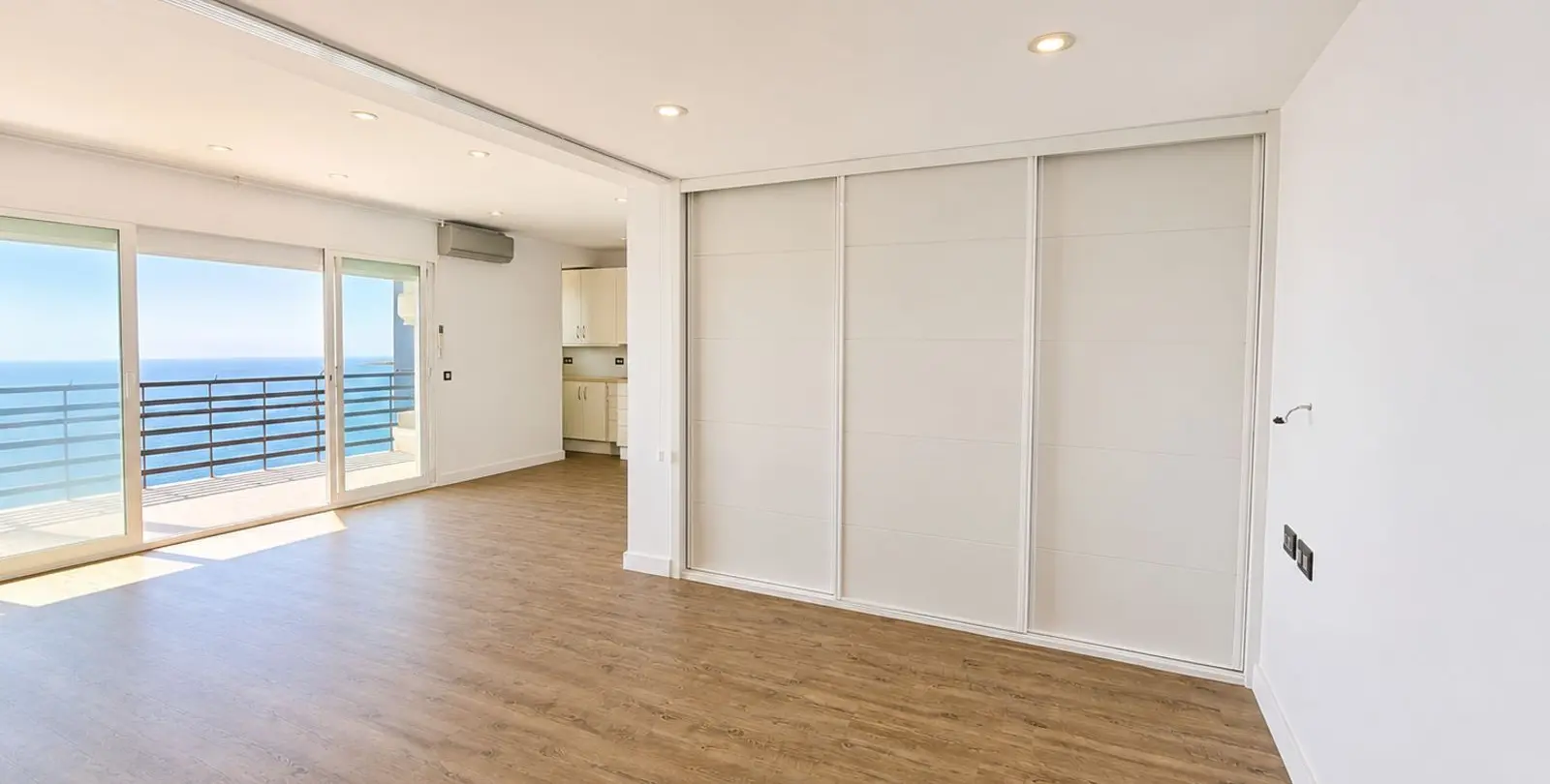 Venta de apartamento en planta media en Marbella 14