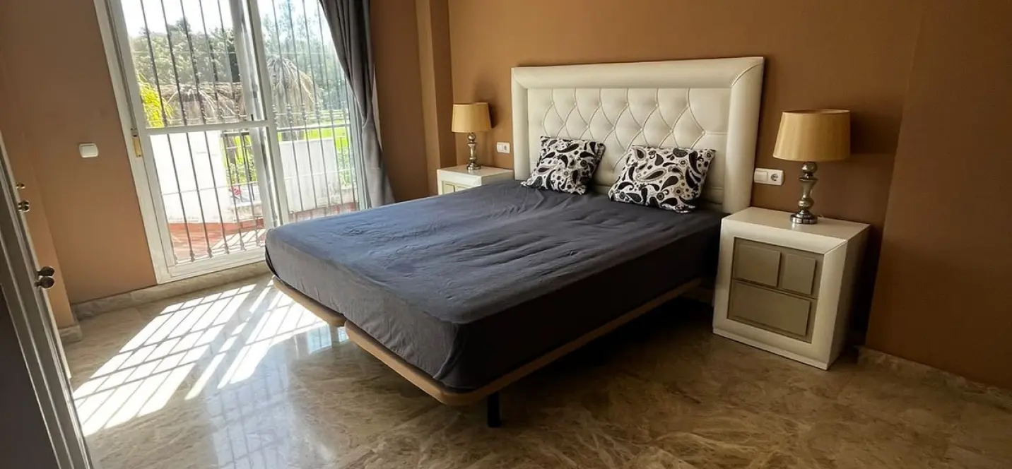 Venta de adosado en Nueva Andalucía 1