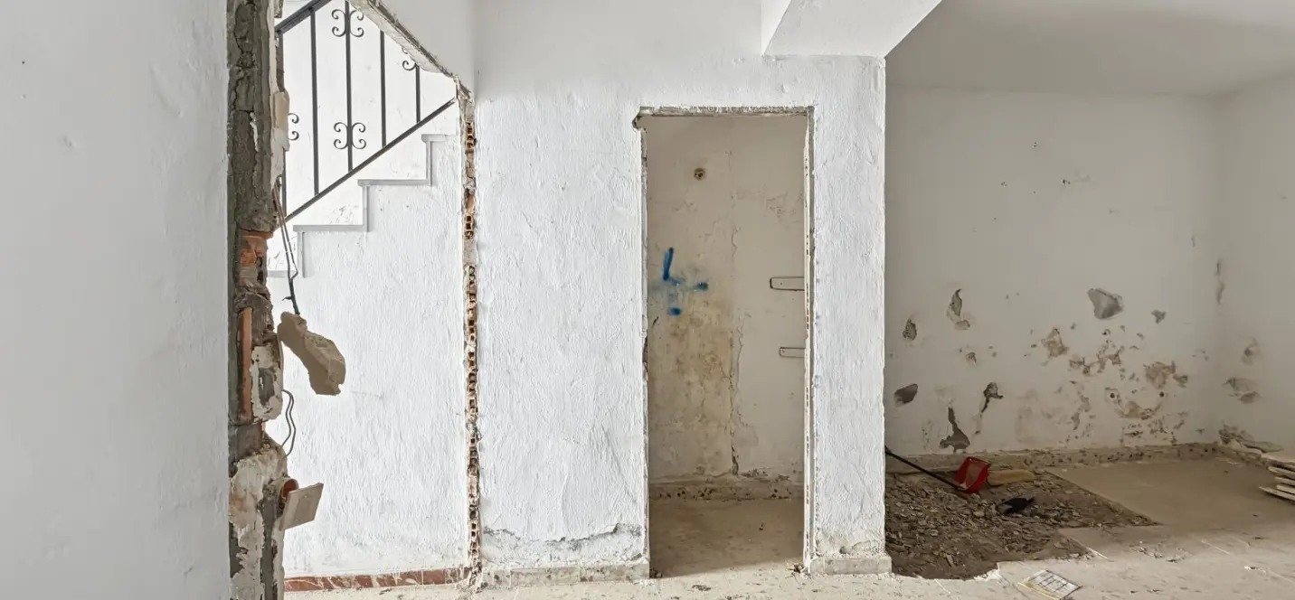 Sale of semi-detached house in Estepona 2