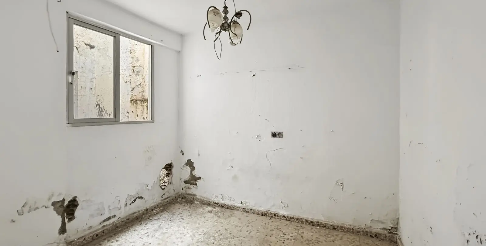 Продажа дома на две семьи в Estepona 17