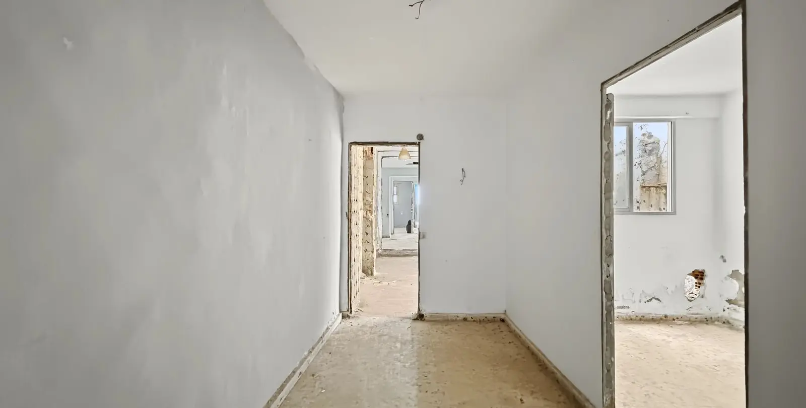 Продажа дома на две семьи в Estepona 24