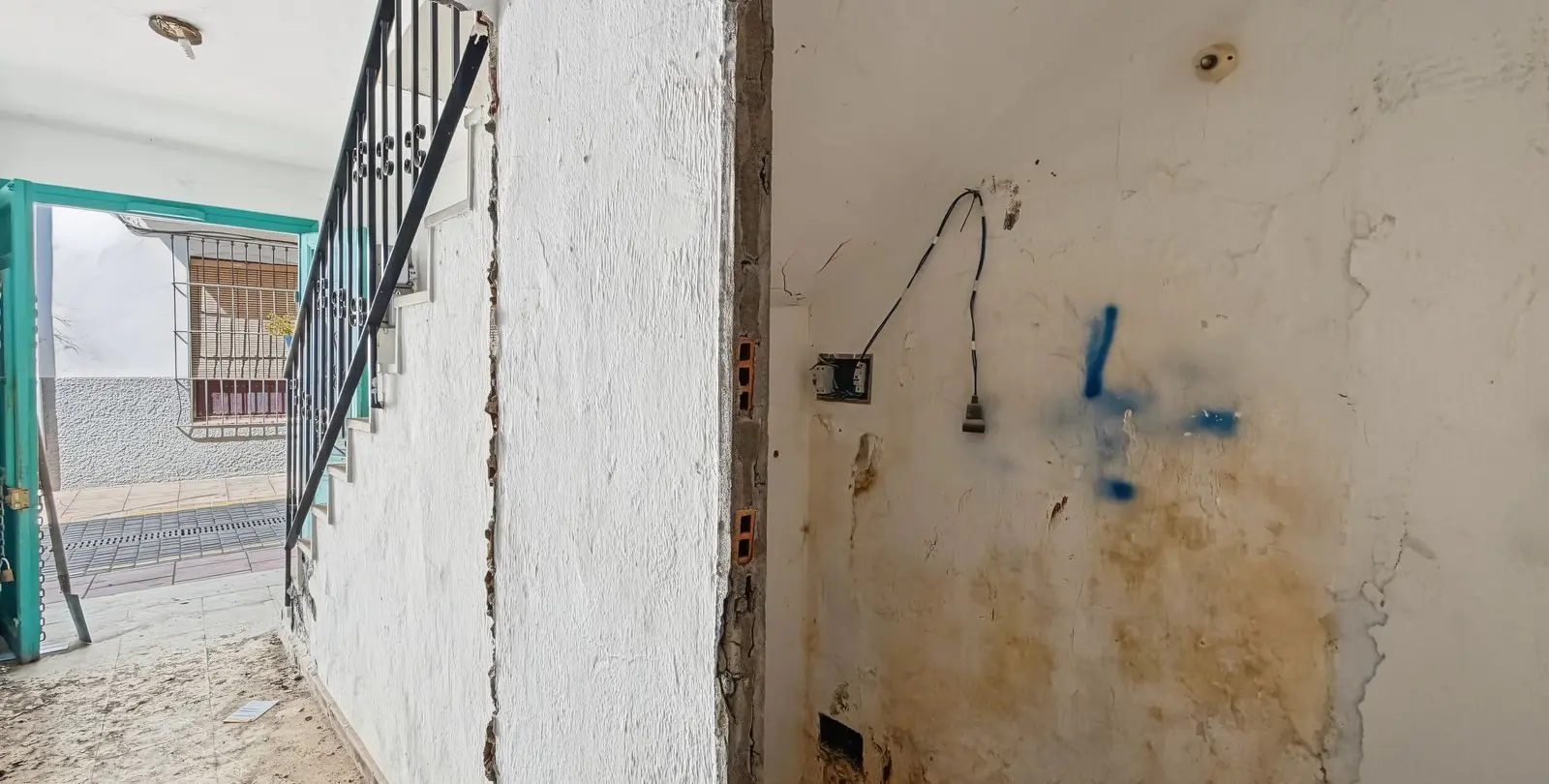 Продажа дома на две семьи в Estepona 26