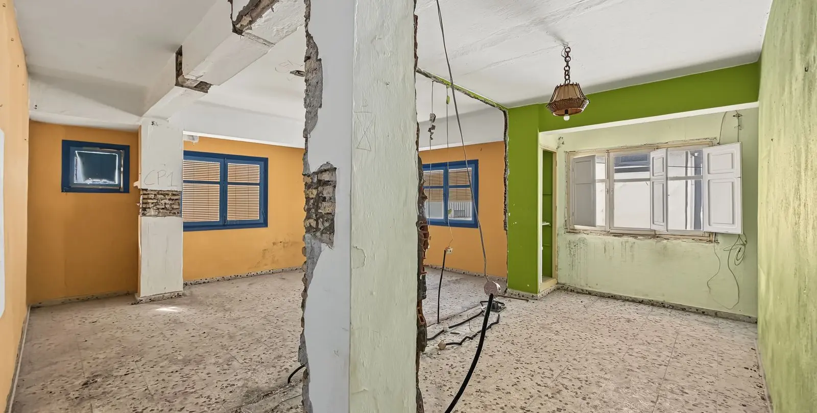 Продажа дома на две семьи в Estepona 29
