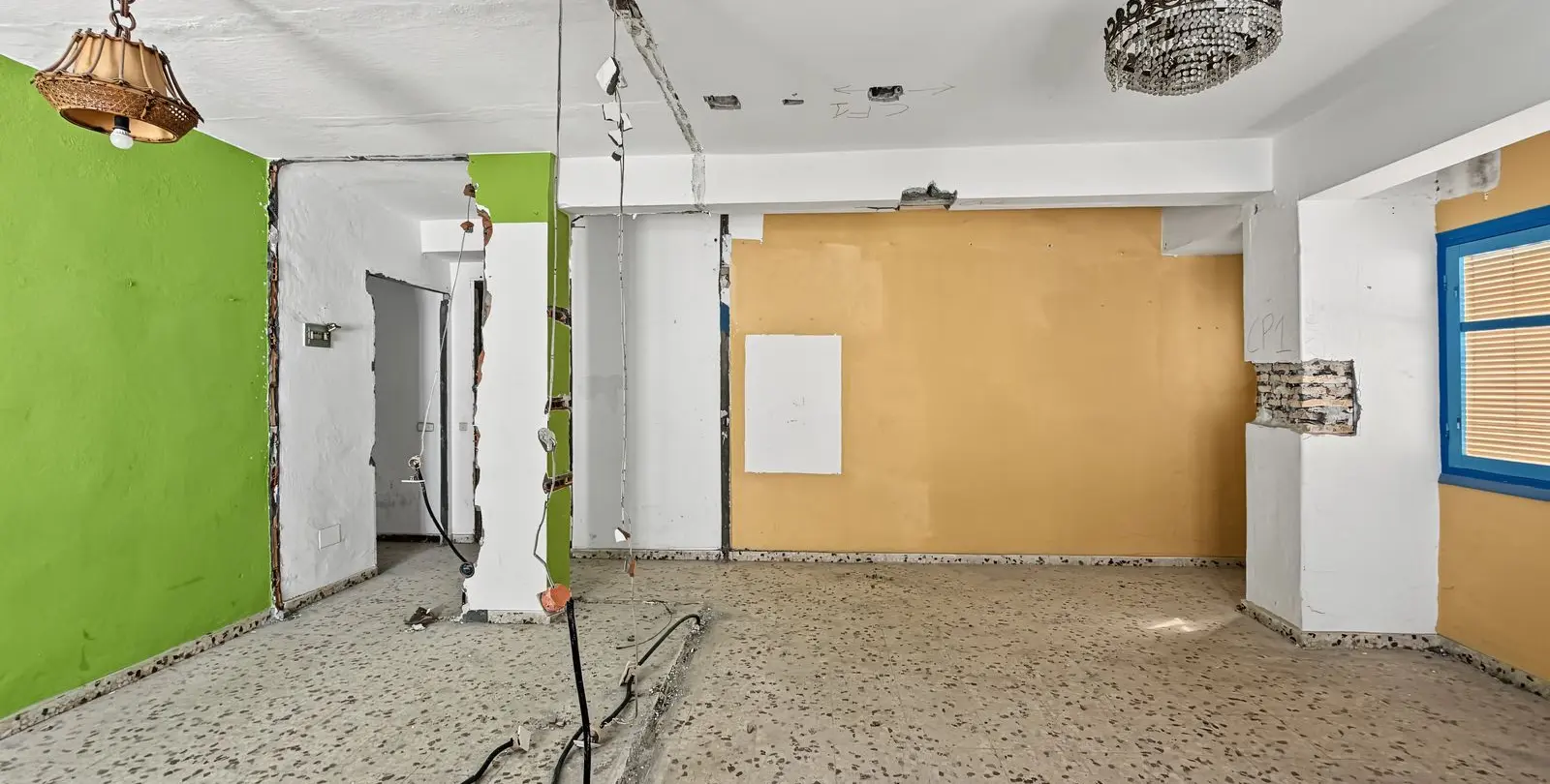 Продажа дома на две семьи в Estepona 31