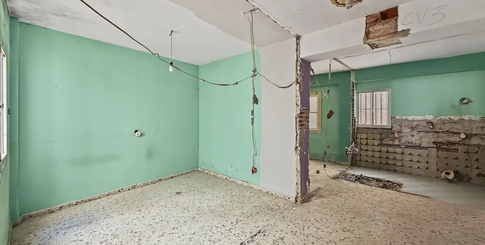 Продажа дома на две семьи в Estepona 41