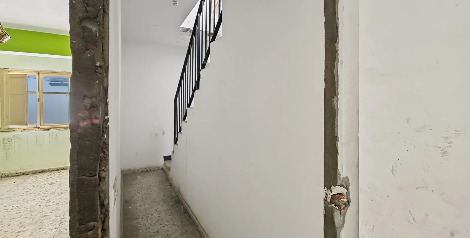 Продажа дома на две семьи в Estepona 46