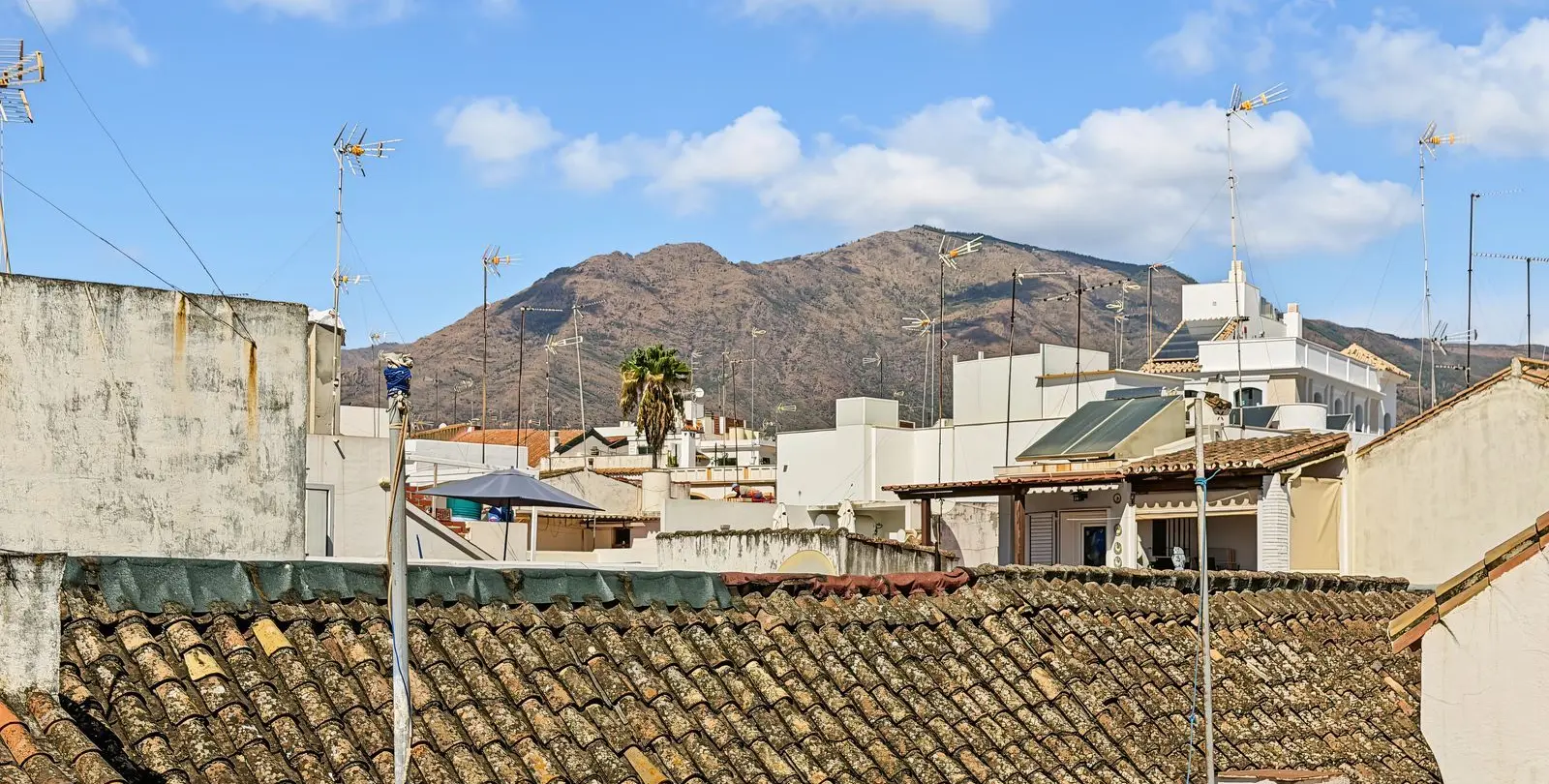 Продажа дома на две семьи в Estepona 63