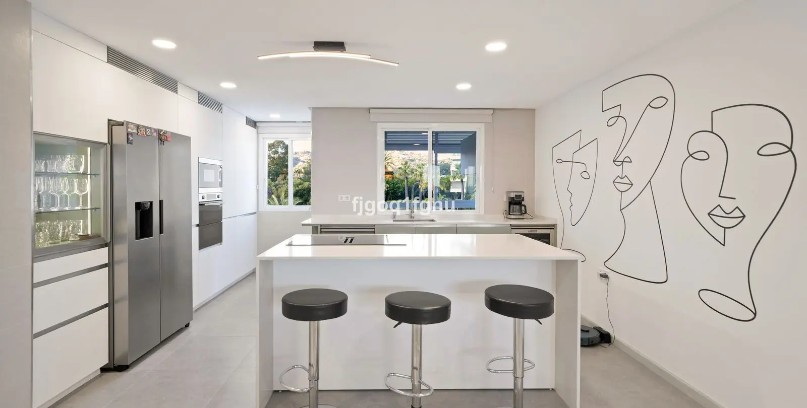 Venta de apartamento en planta media en Marbella 11