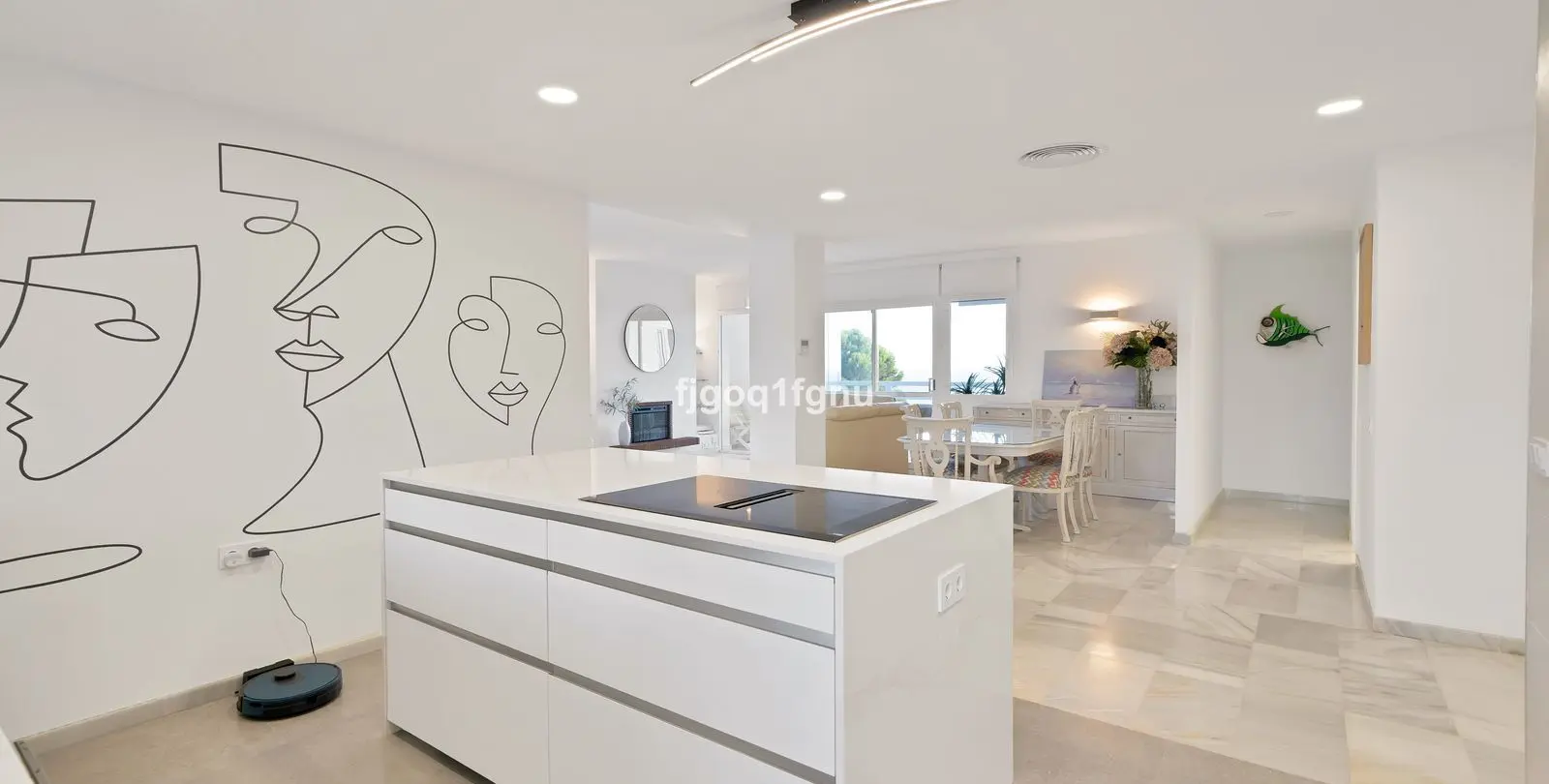 Venta de apartamento en planta media en Marbella 12