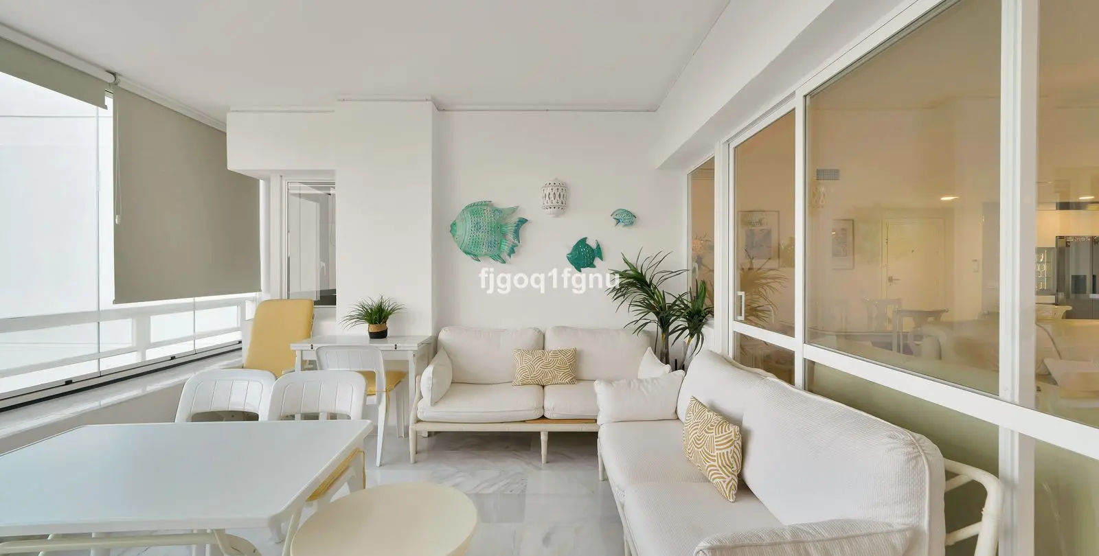 Venta de apartamento en planta media en Marbella 20