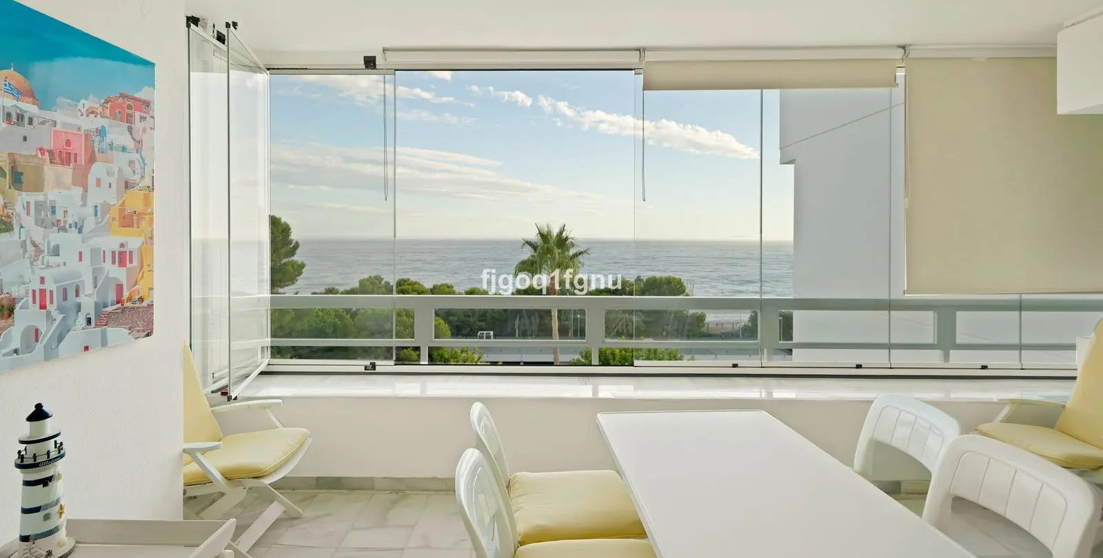 Venta de apartamento en planta media en Marbella 23