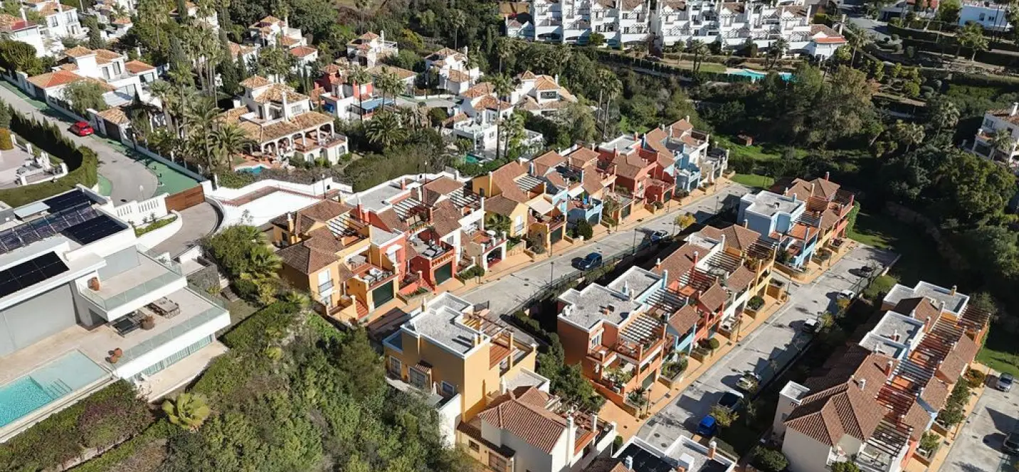 Sale of townhouse in Nueva Andalucía 0