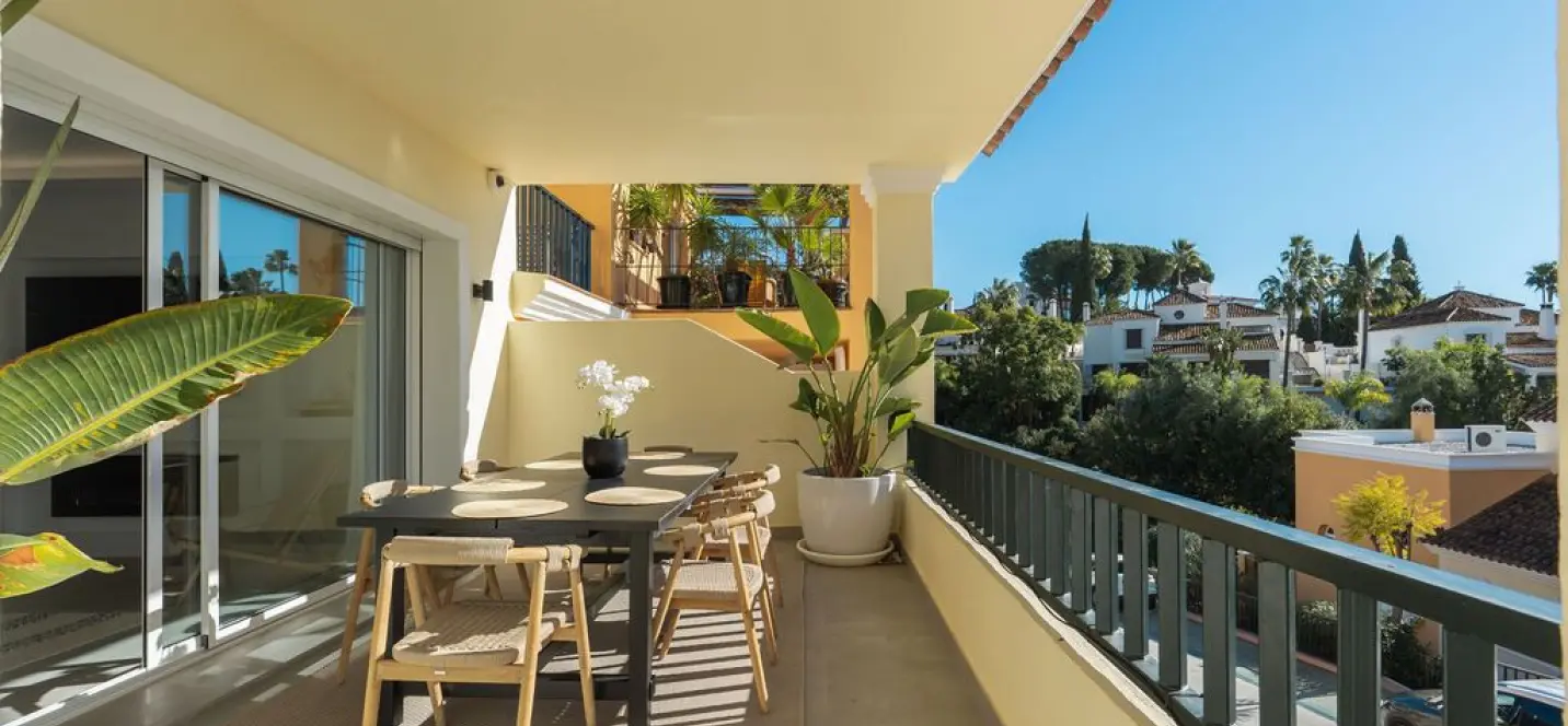 Sale of townhouse in Nueva Andalucía 3