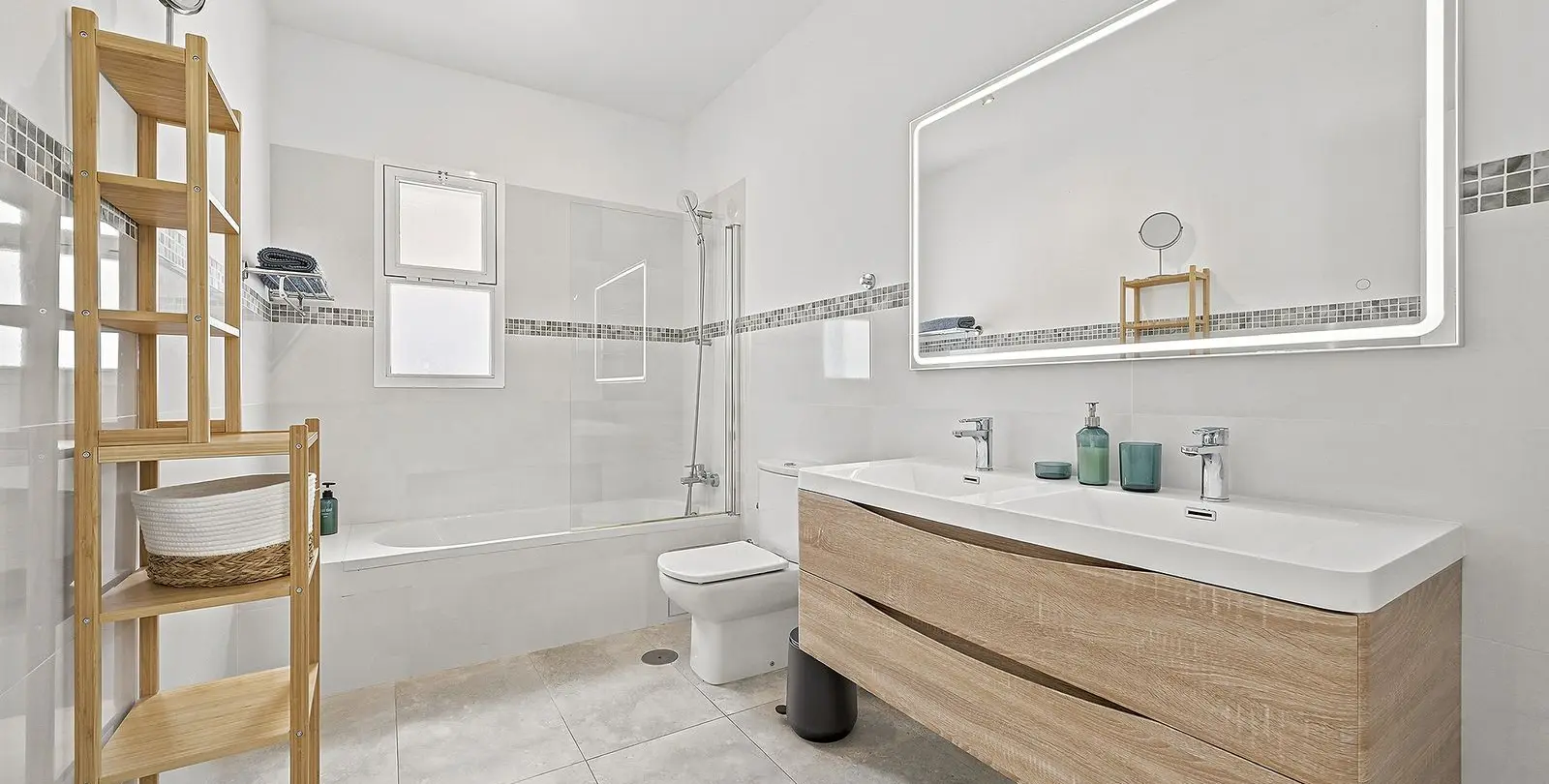 Sale of detached villa in Mijas Costa 17