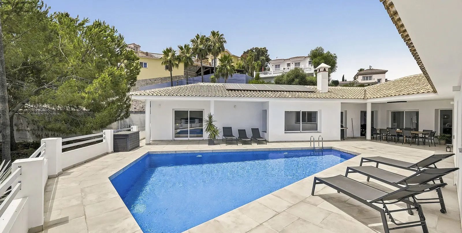 Sale of detached villa in Mijas Costa 19