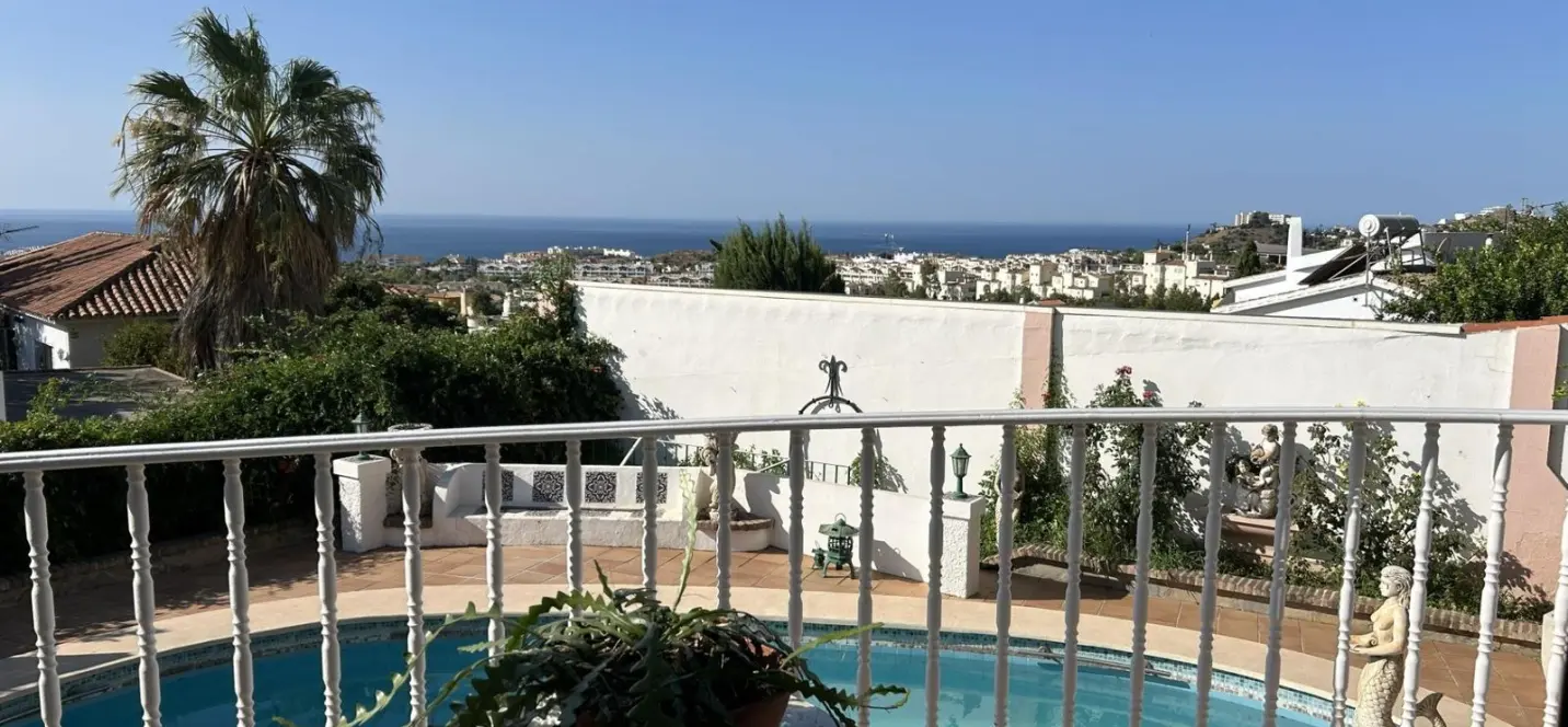 Venta de villa independiente en Benalmadena 0