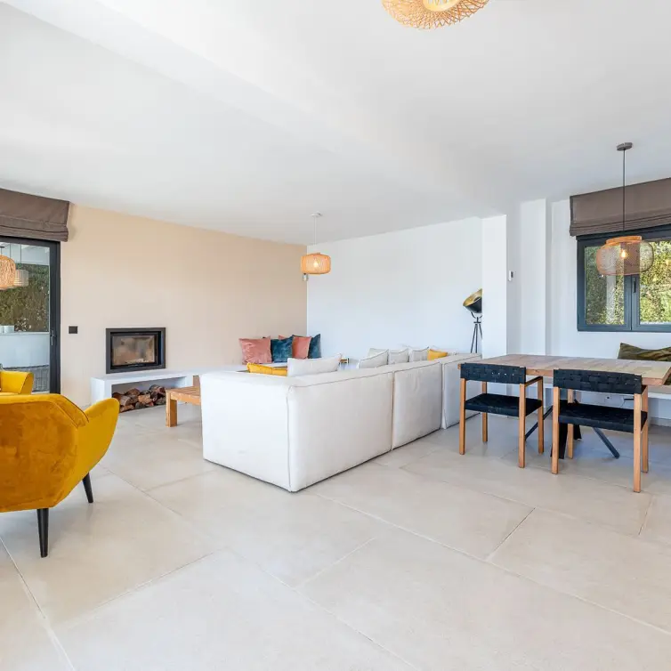 Venta de villa independiente en Calahonda