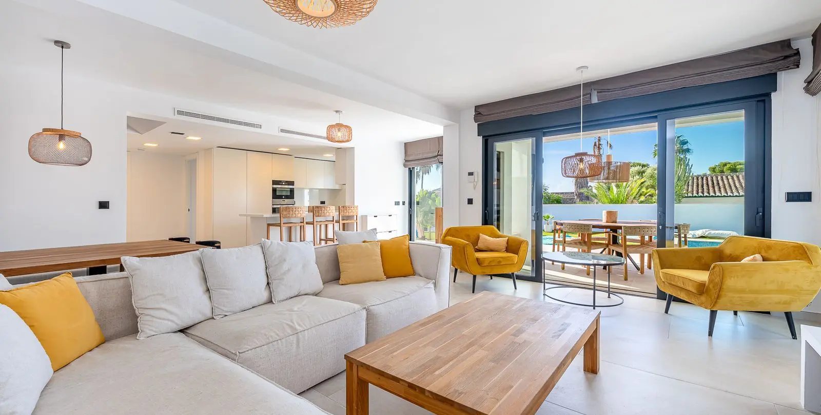 Venta de villa independiente en Calahonda 5