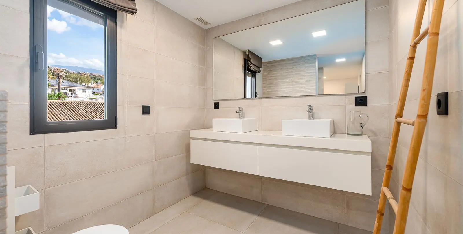 Venta de villa independiente en Calahonda 16