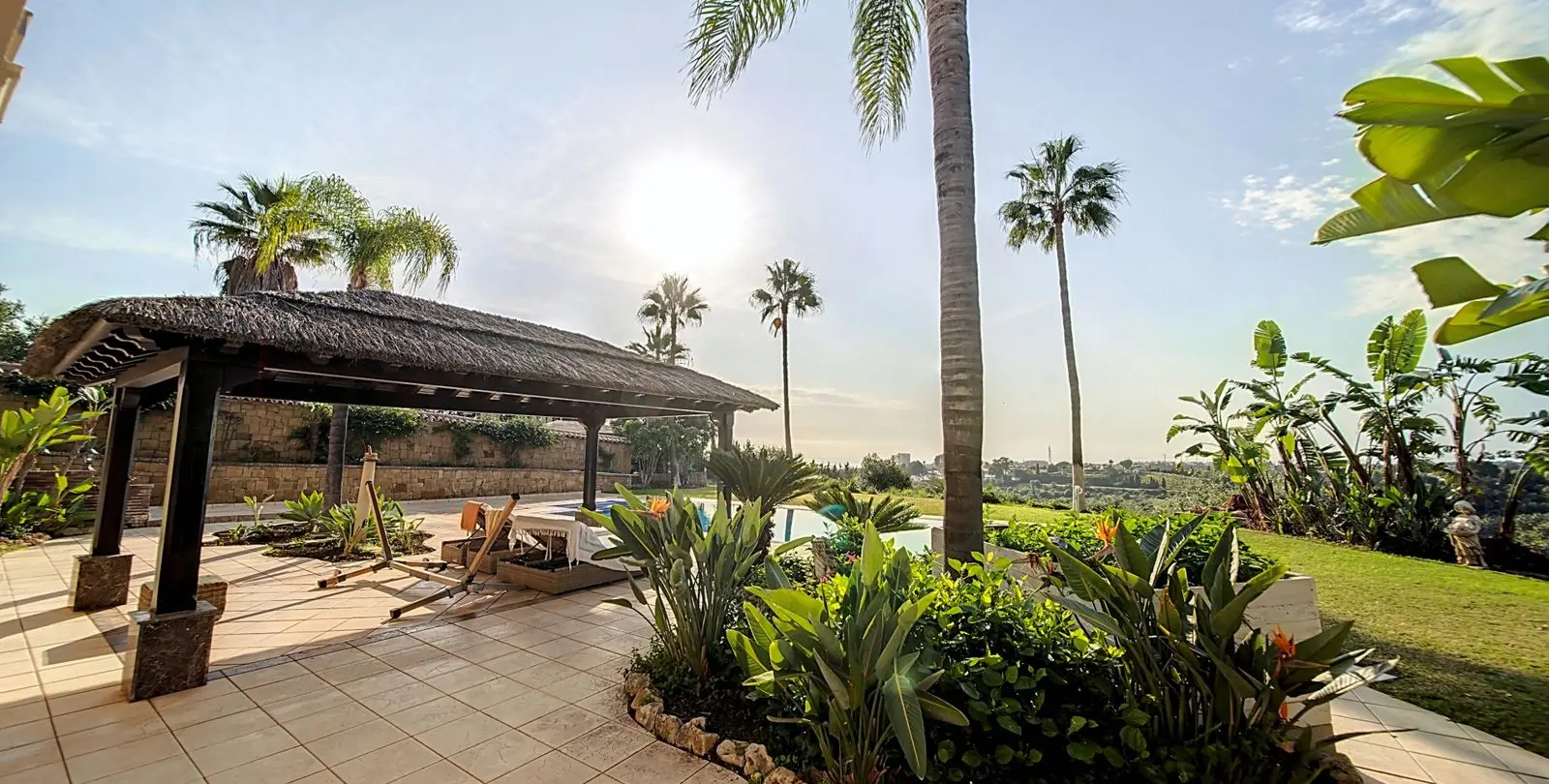 Venta de villa independiente en Estepona 29