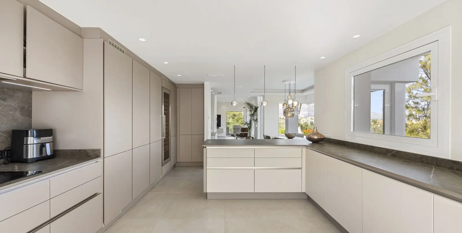 Venta de villa independiente en Benahavís 18