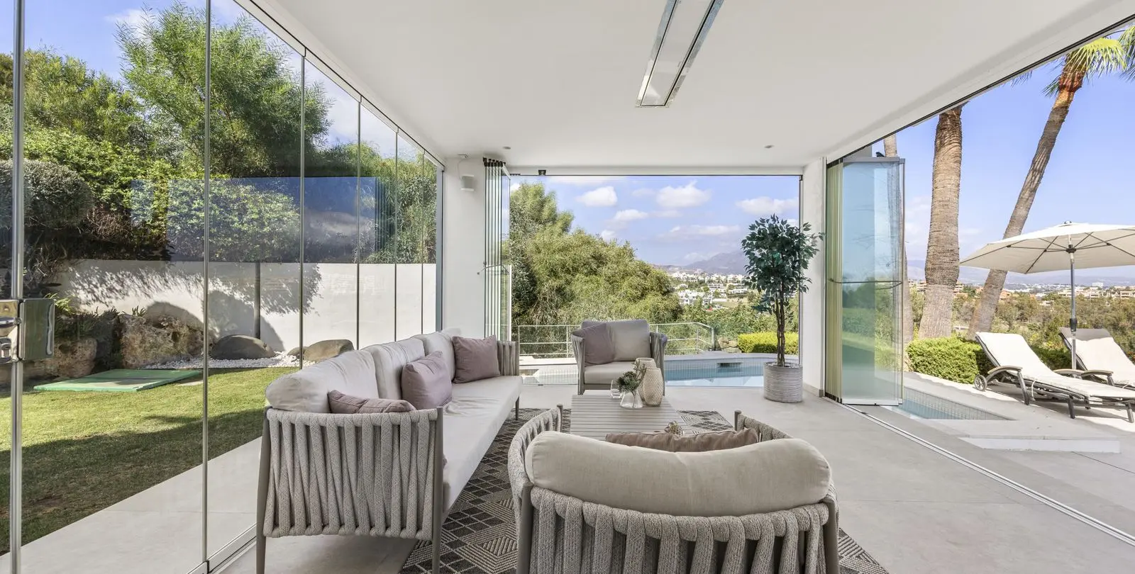 Venta de villa independiente en Benahavís 22