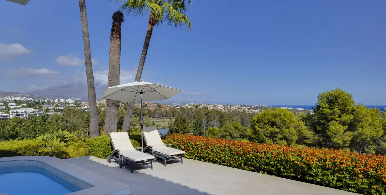 Venta de villa independiente en Benahavís 43
