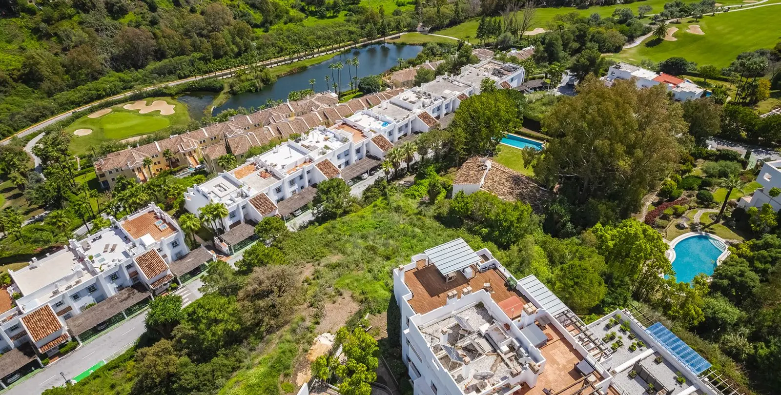 Venta de parcela residencial en Benahavís 11