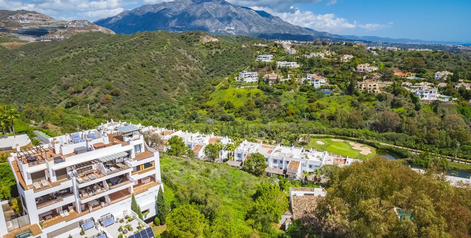 Venta de parcela residencial en Benahavís 12