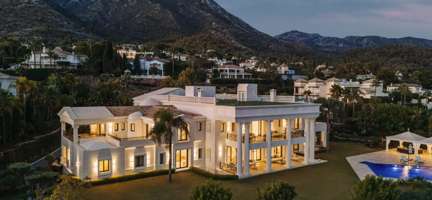 Venta de villa independiente en Sierra Blanca 3