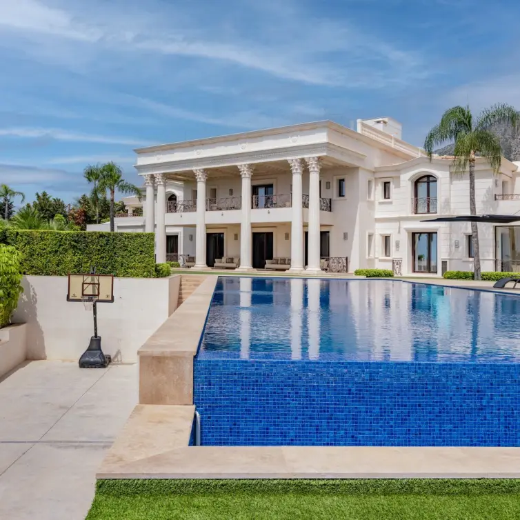 Venta de villa independiente en Sierra Blanca
