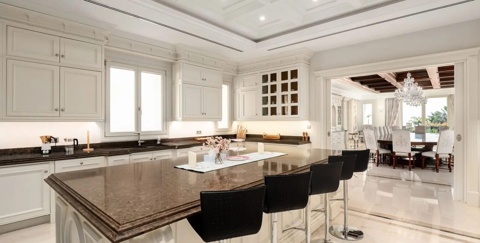 Venta de villa independiente en Sierra Blanca 16