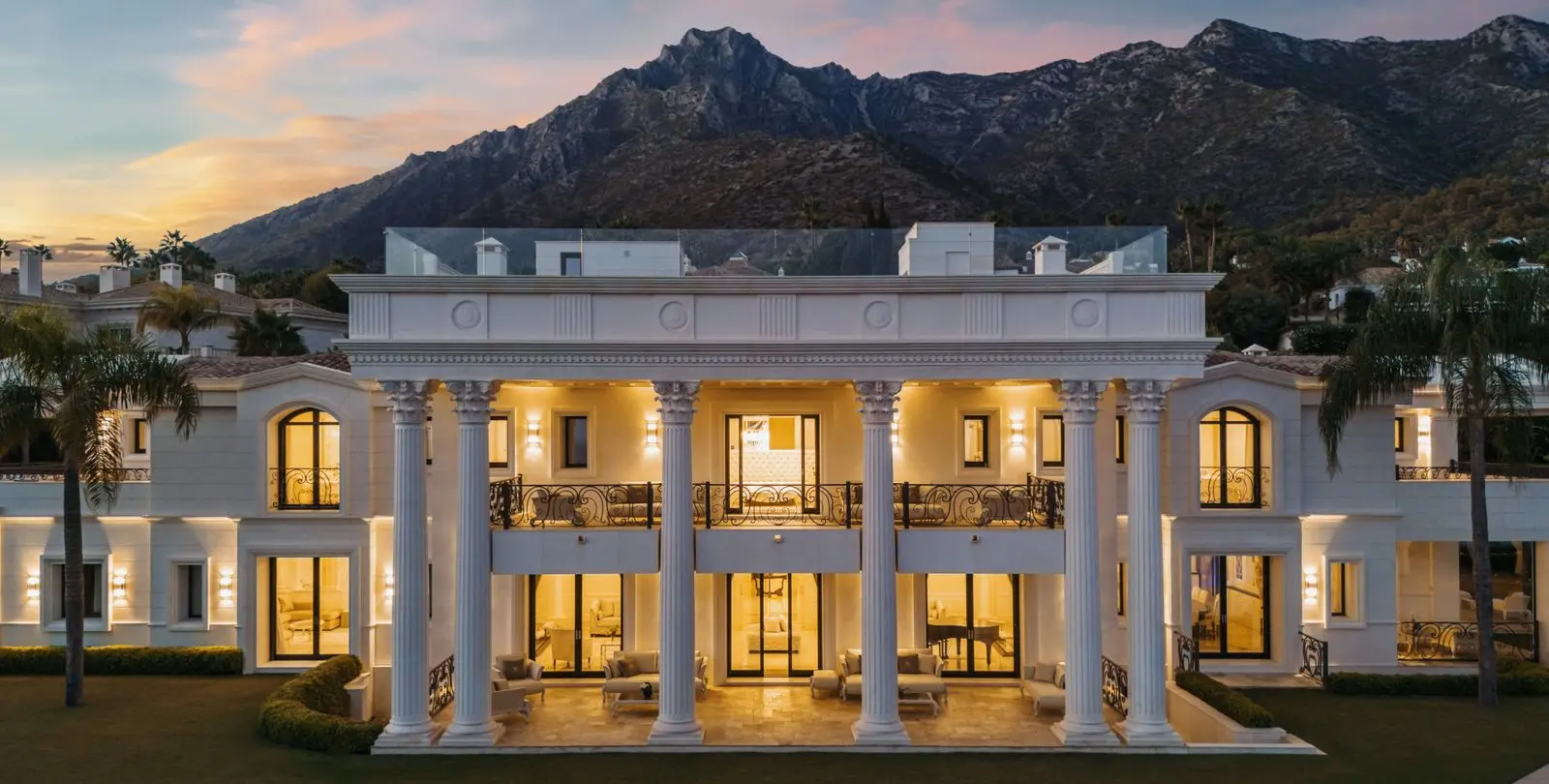 Venta de villa independiente en Sierra Blanca 23