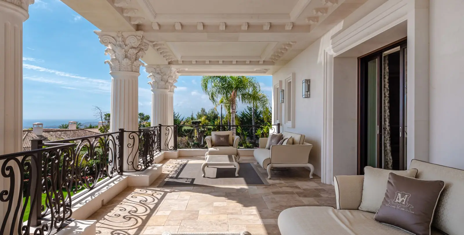 Venta de villa independiente en Sierra Blanca 27