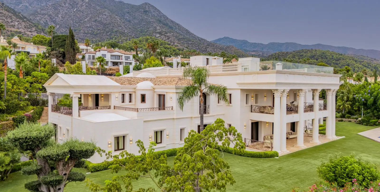 Venta de villa independiente en Sierra Blanca 29